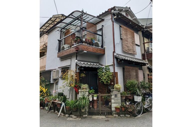 107105F8-8582-478E-A632-21C14D8AC63D