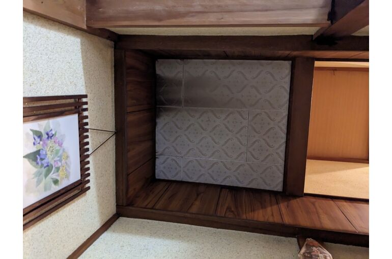 537F04E3-EE11-452C-925D-8DABAD8EE559